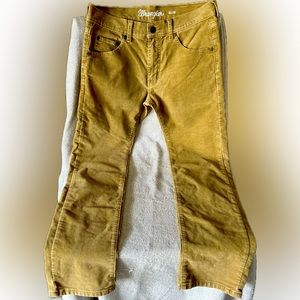 Women’s Wrangler Westward 626 Jeans Corduroy Ochre Tan High Rise Boot Cut NWOT